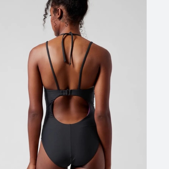 NWT Athleta Keyhole One Piece Swimsuit Black - Picture 1 of 8
